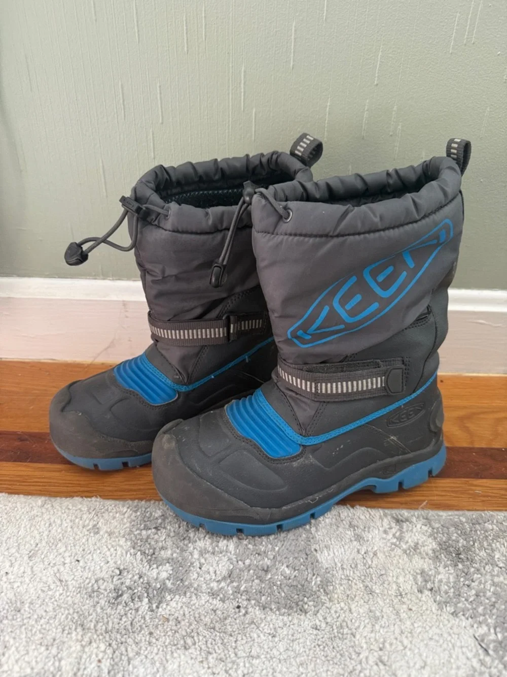 Keen Kids Gray & Blue Winter Snow Boots - Picture 1 of 5